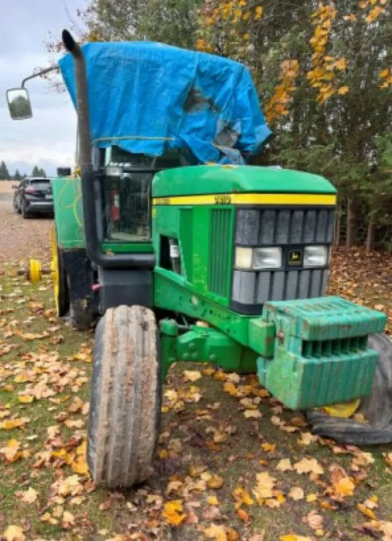52742 john deere 7410 diecast display