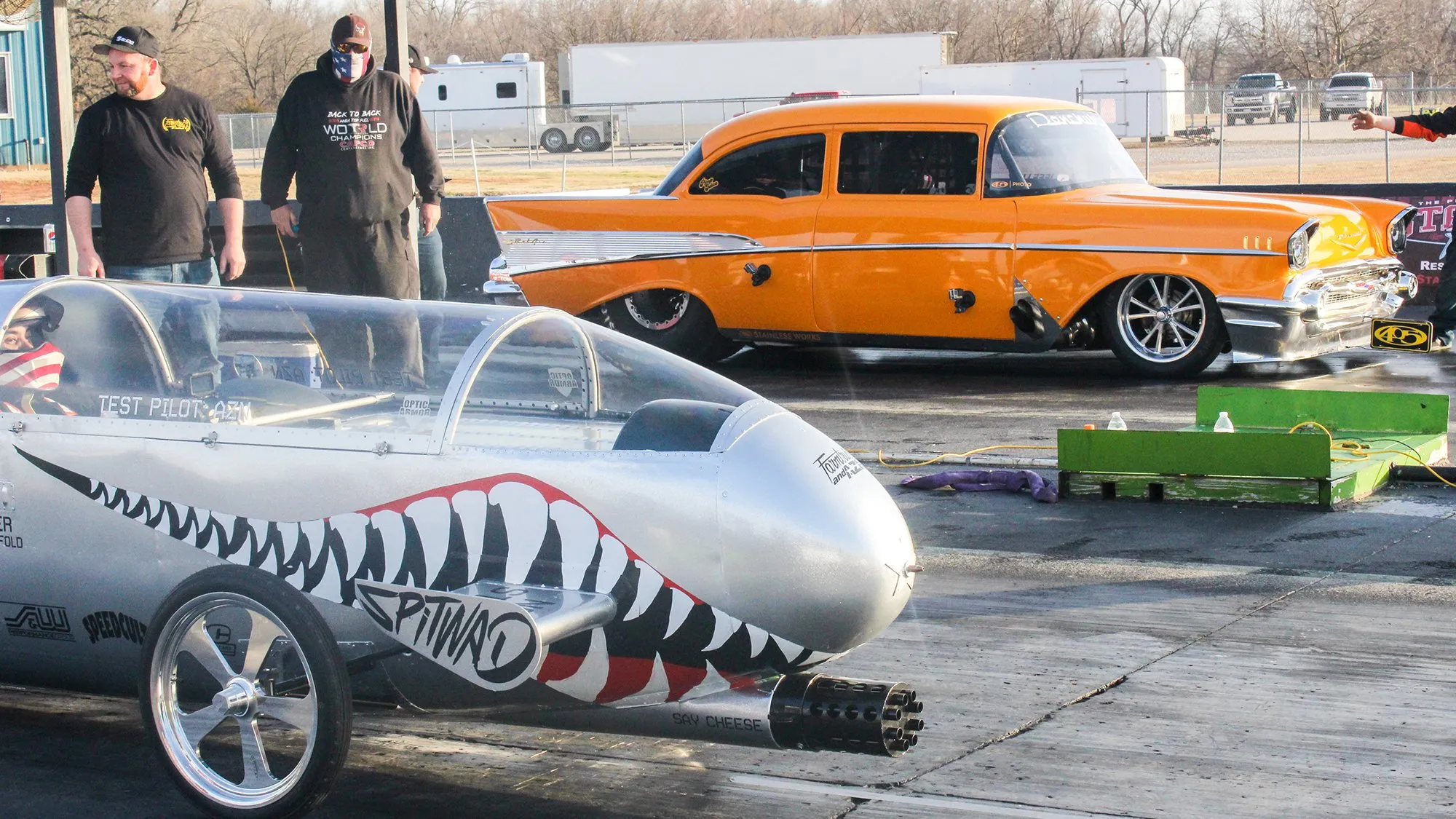 52750 farm truck diecast close up