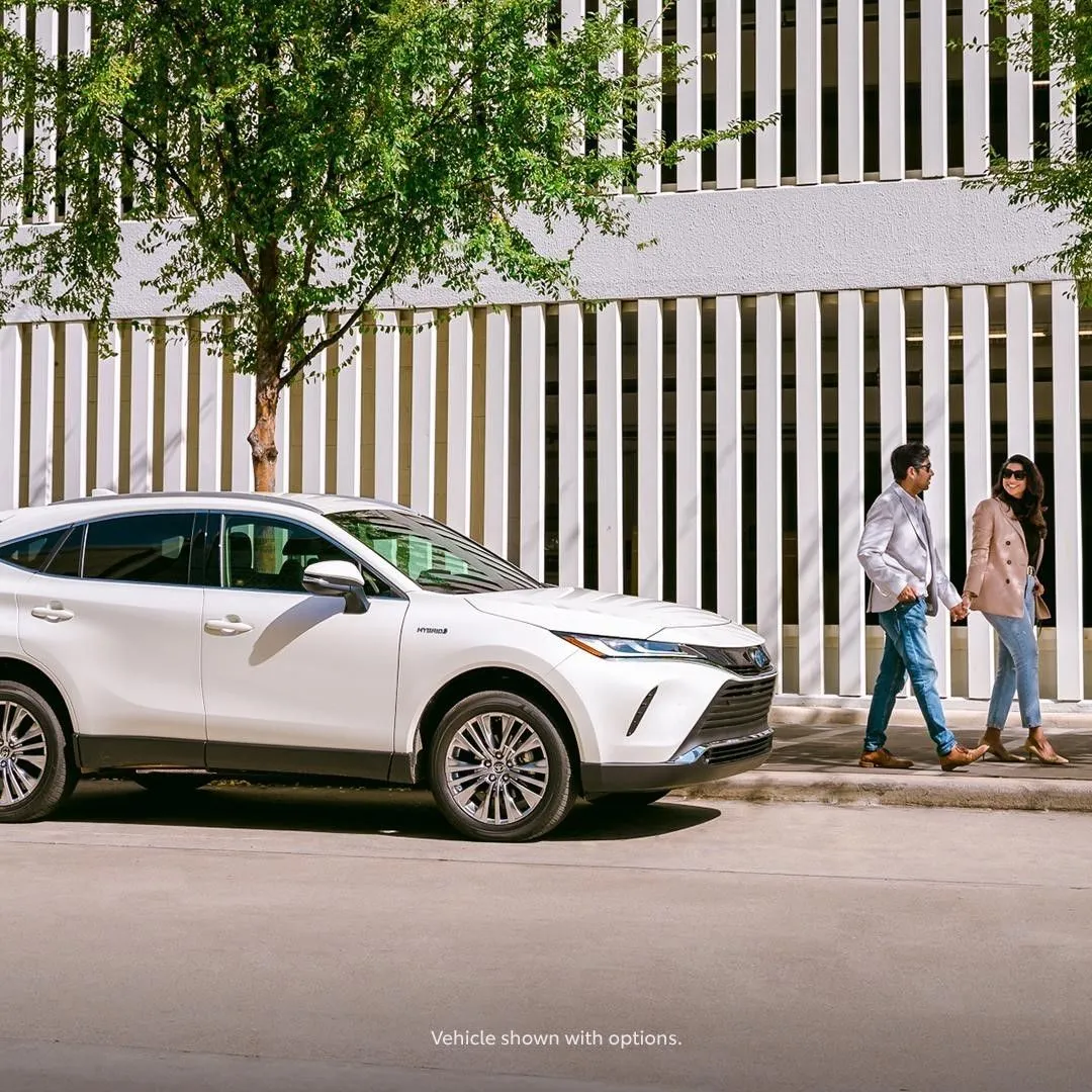 52767 diecast toyota venza collectible