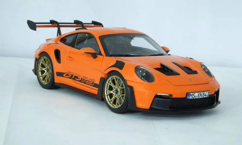 52780 diecast car detailing