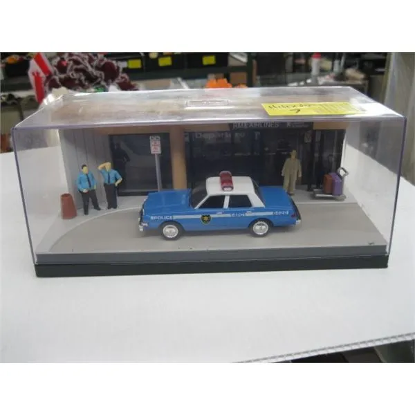 52811 customized diecast police car