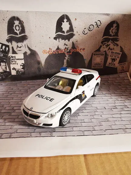 52811 diecast police car forum hero