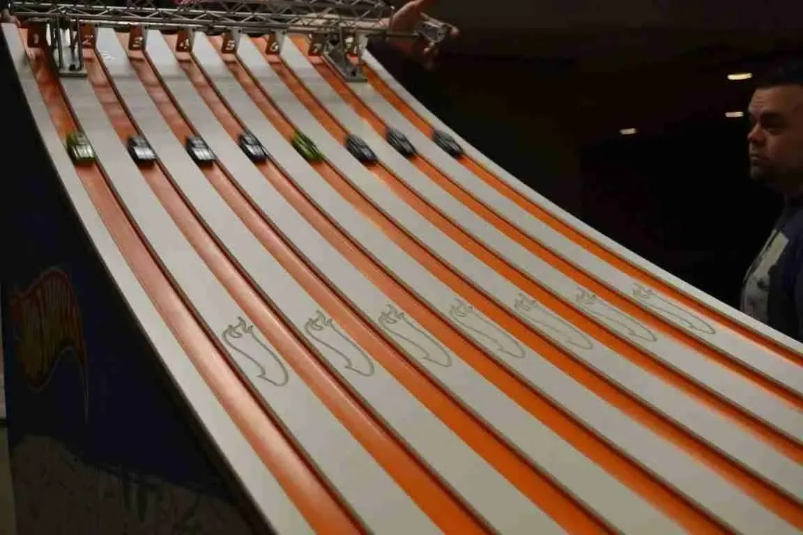 52814 diecast collectibles vendor