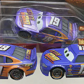 /img/52825-bobby-swift-diecast-car-rare.webp