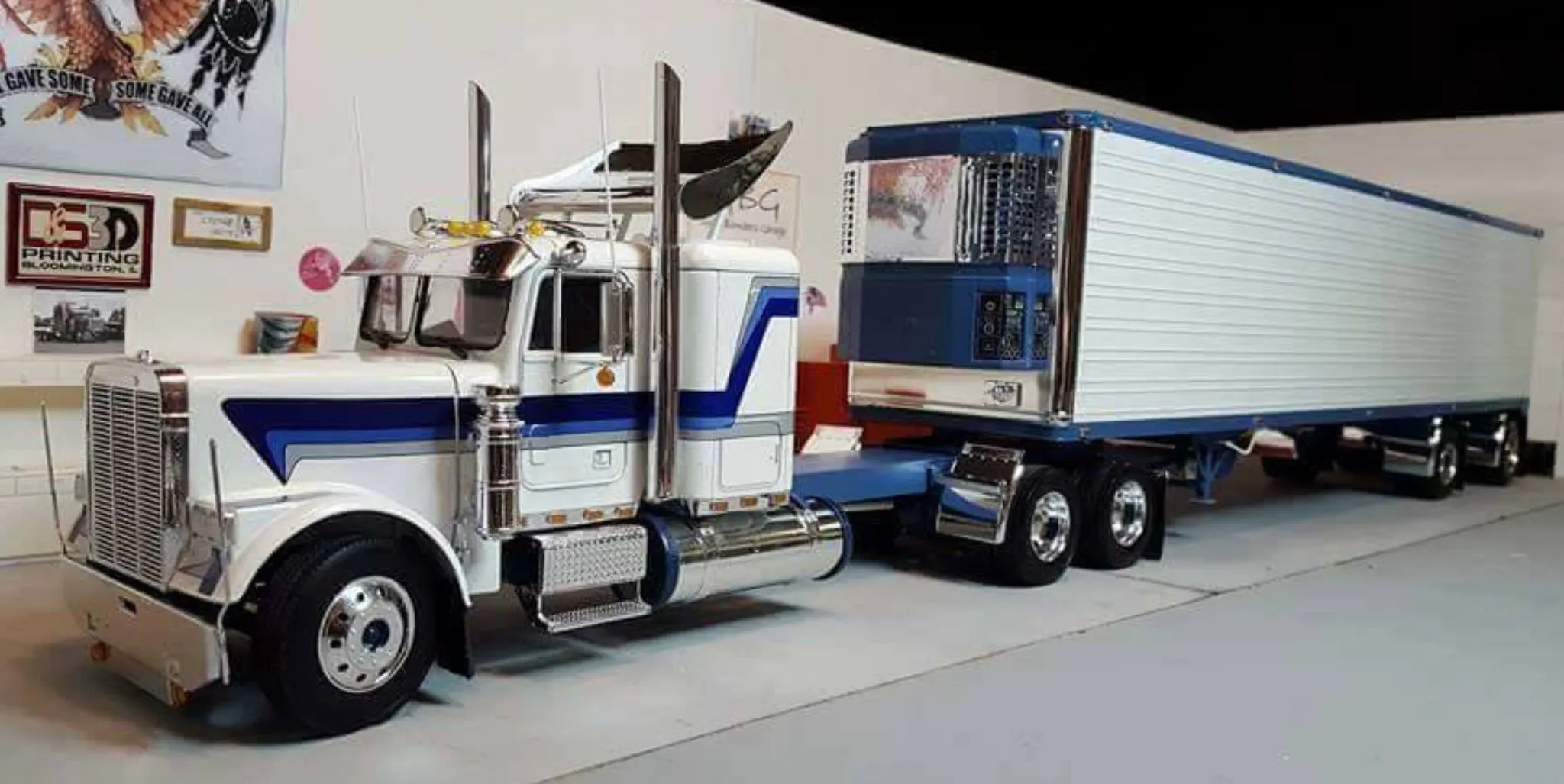 52834 diecast truck trailer tanker