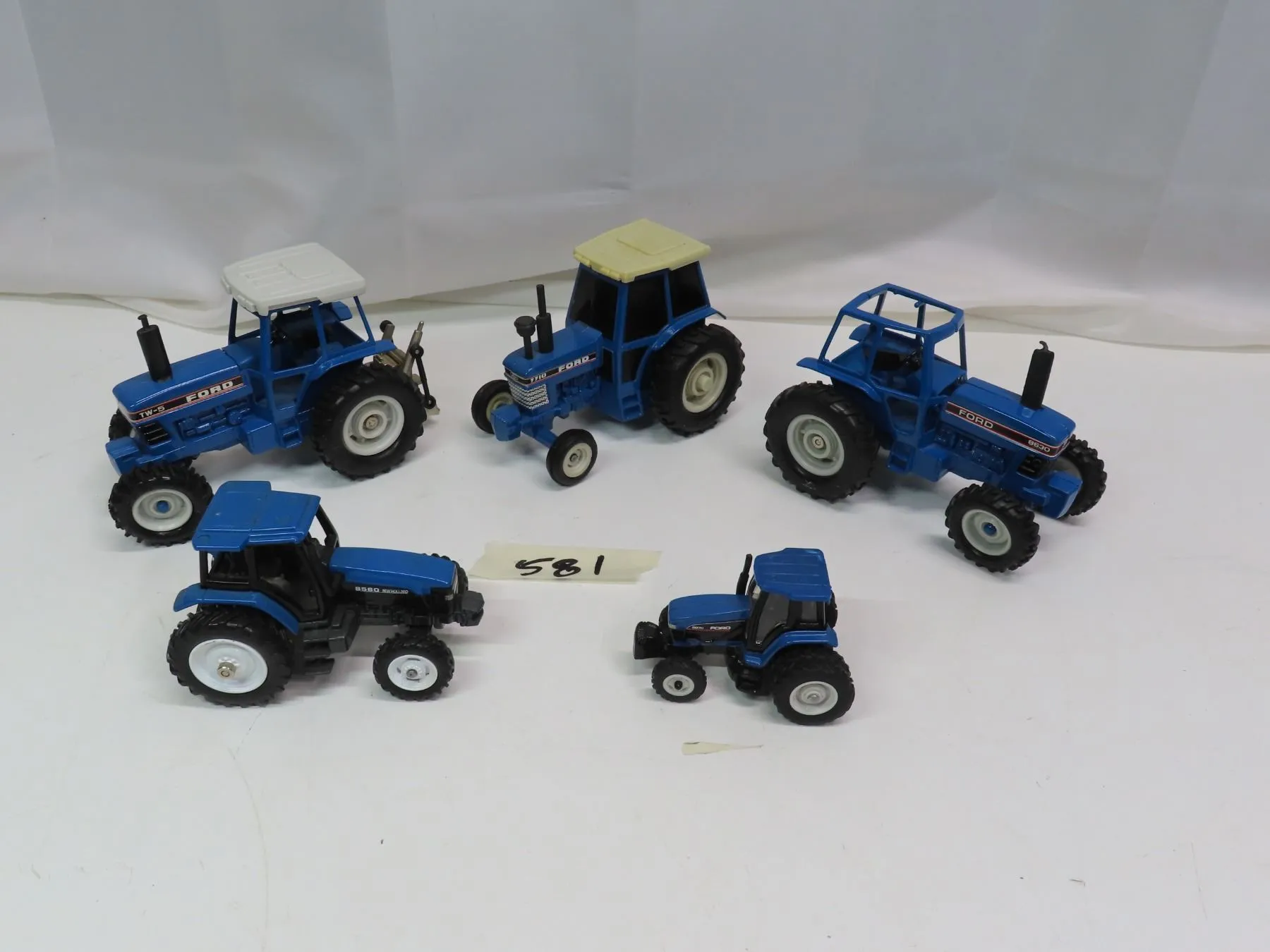52851 diecast tractor collection storage
