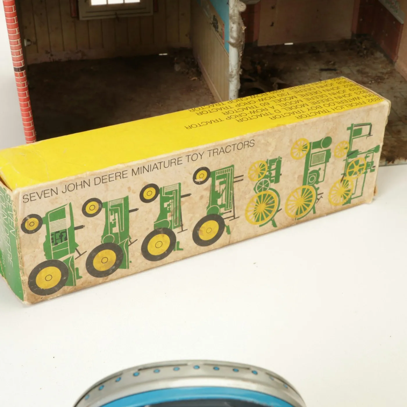 52851 rare diecast tractor model