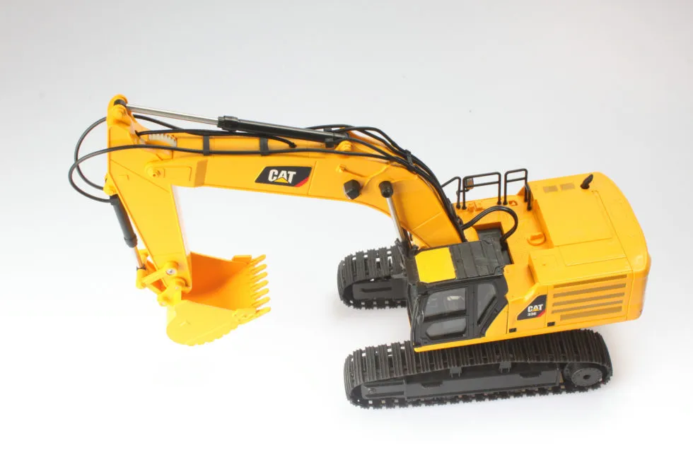 52859 cat rc excavator model 2