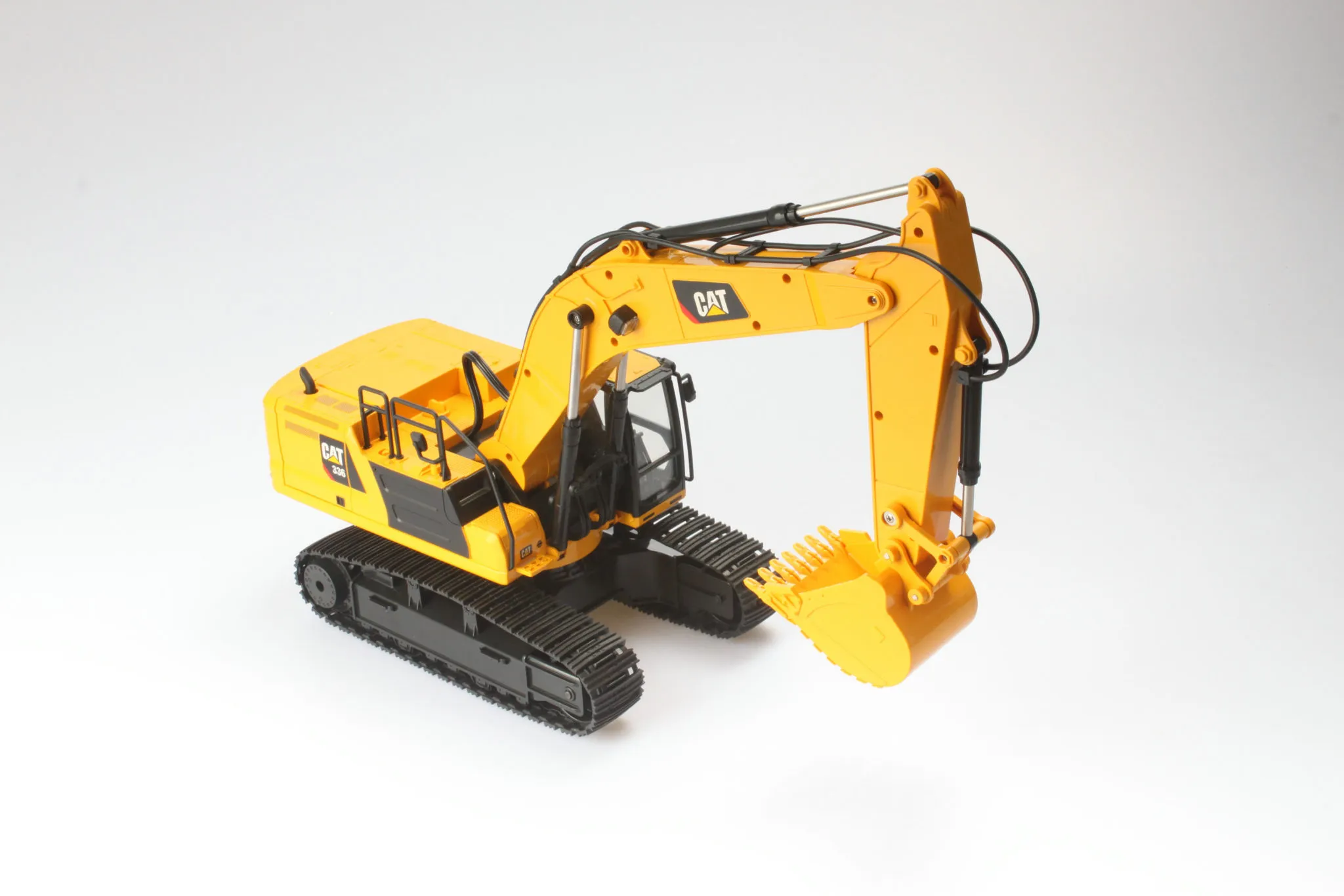 52859 cat rc excavator model 5