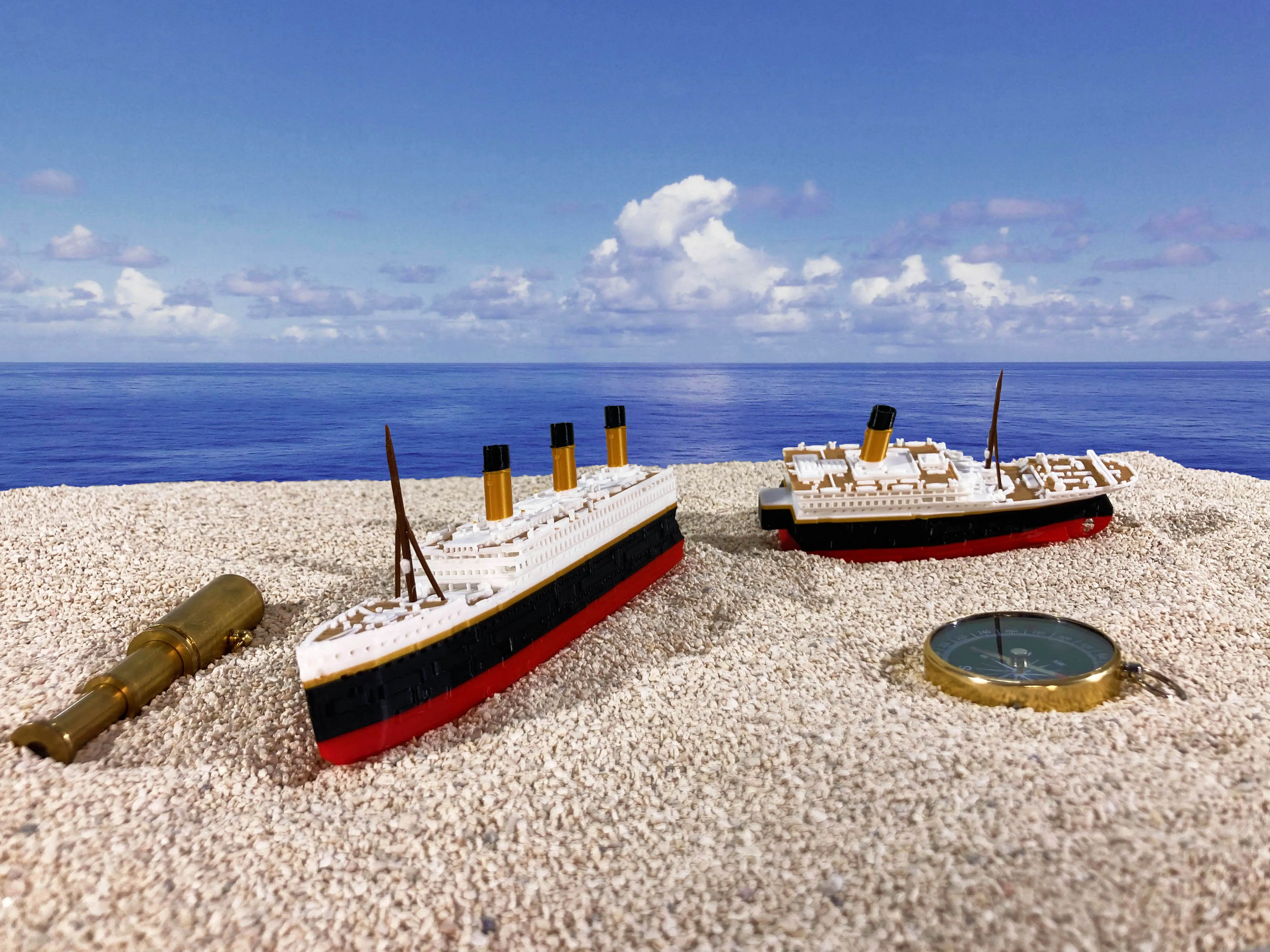 52877 titanic diecast toy display