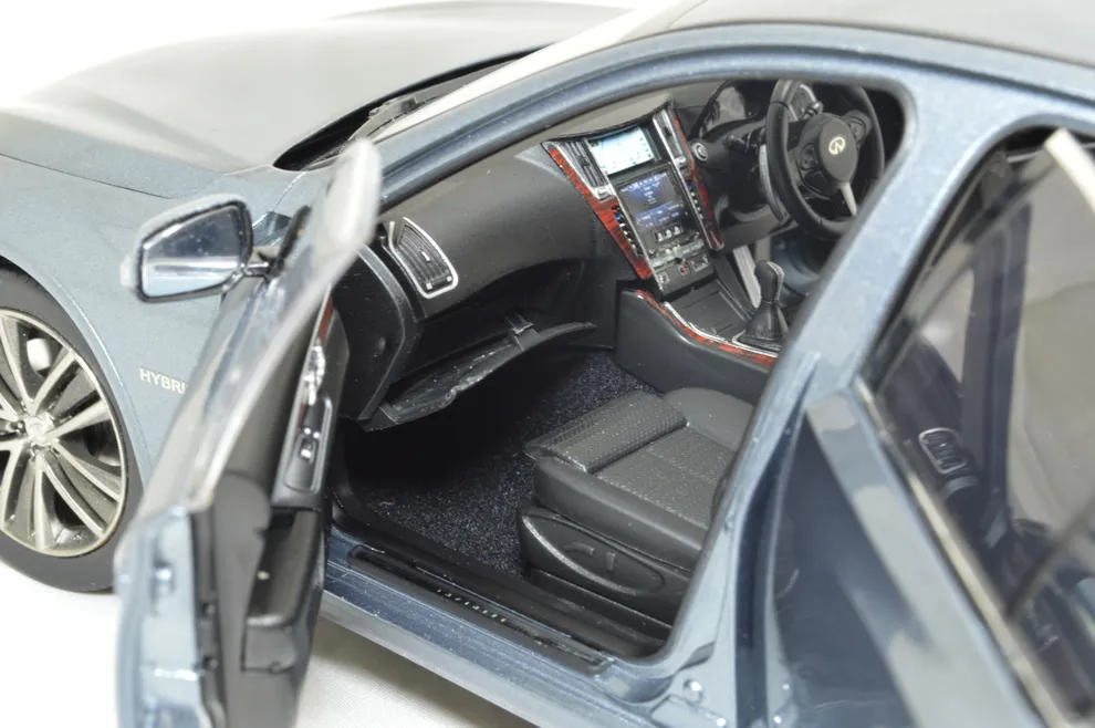 52890 skyline diecast model detailing