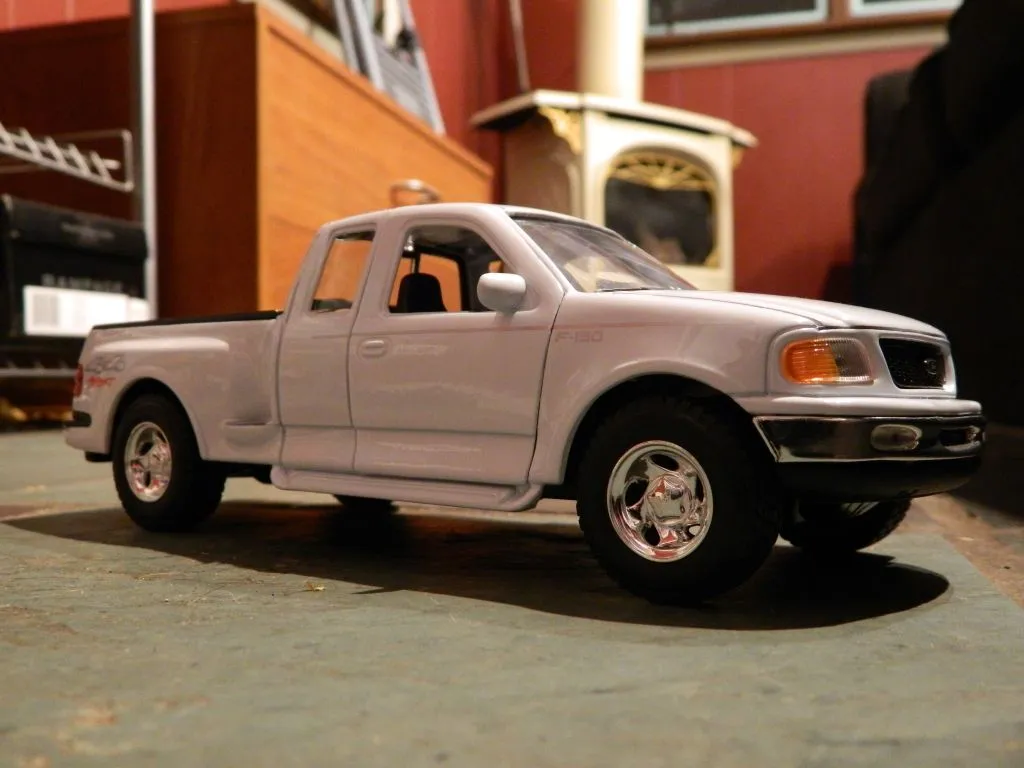 52892 f150 diecast scale comparison