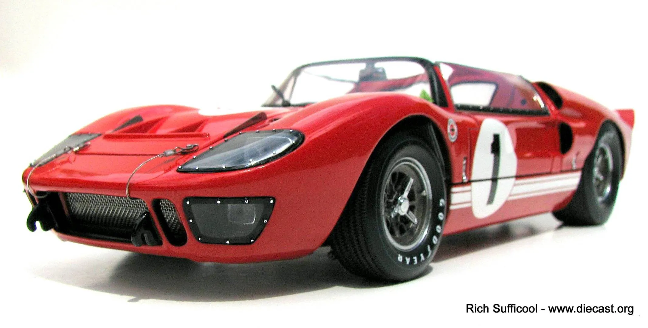 52914 gt40 roadster diecast