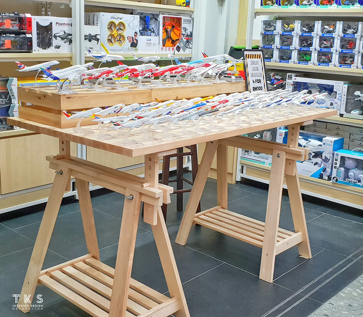 52972 nakano broadway diecast