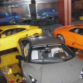 /img/53009-diecast-300zx-comparison.webp