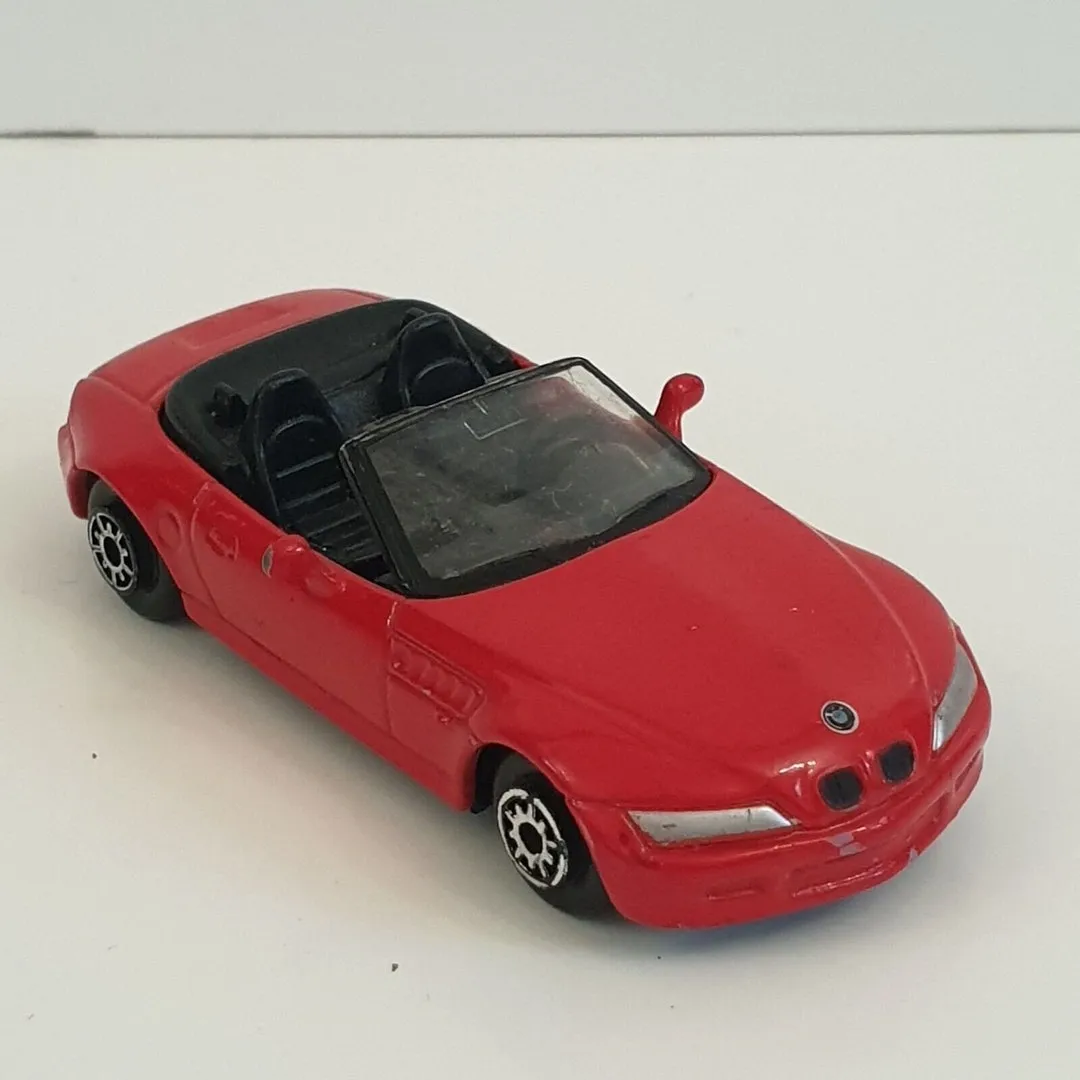 53011 2001 bmw z3 diecast model
