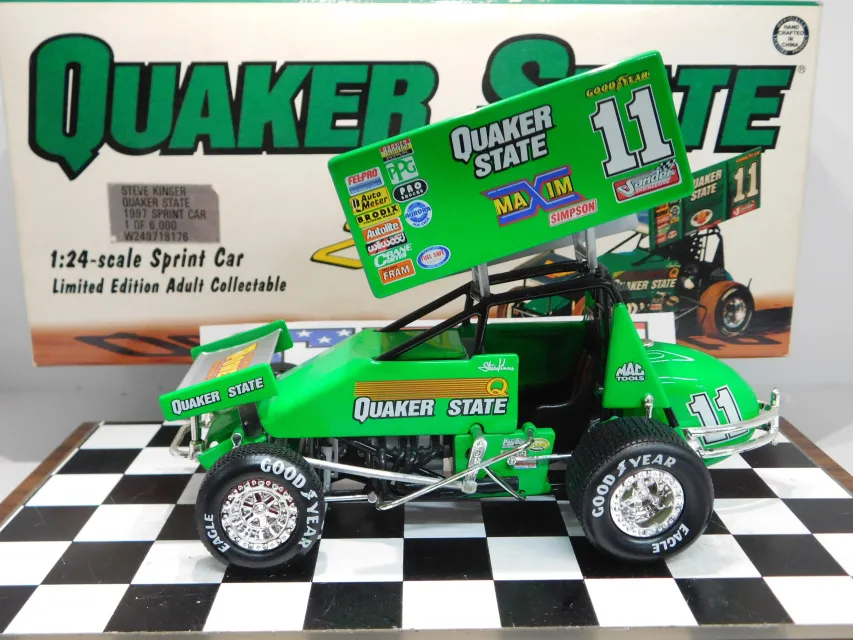 53023 steve kinser sprint car display