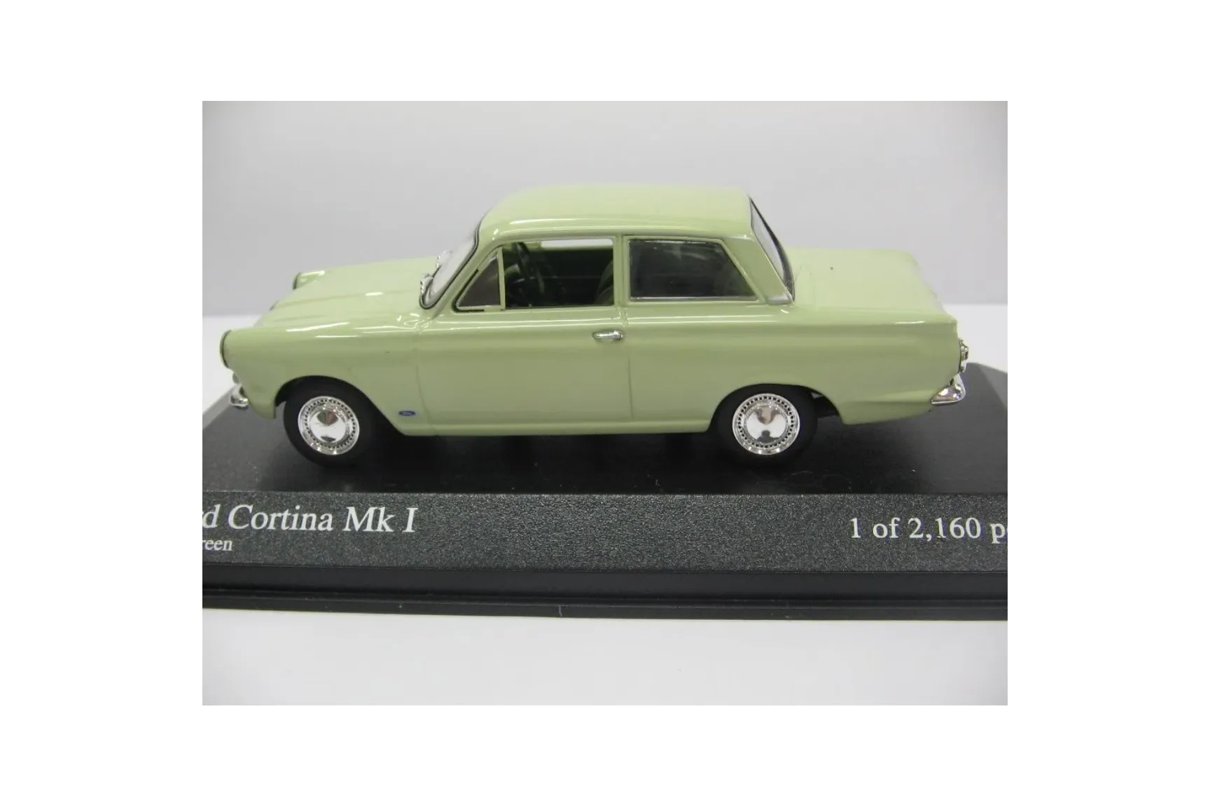 53036 ford cortina mk2 diecast overview